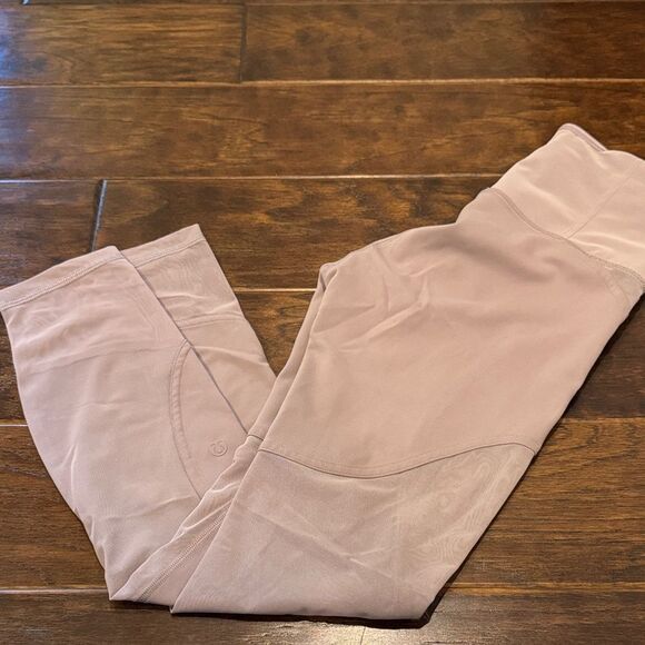 Lululemon Athletica mesh detail legging 4 - Picture 5 of 5